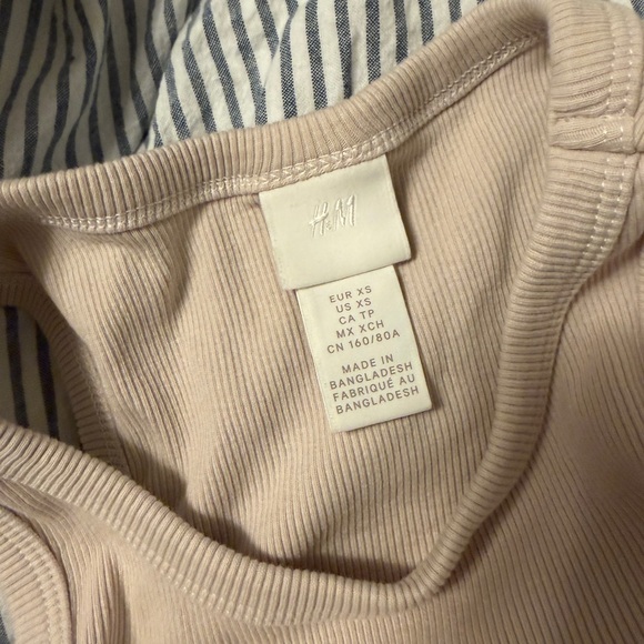 H&m top - Picture 2 of 2